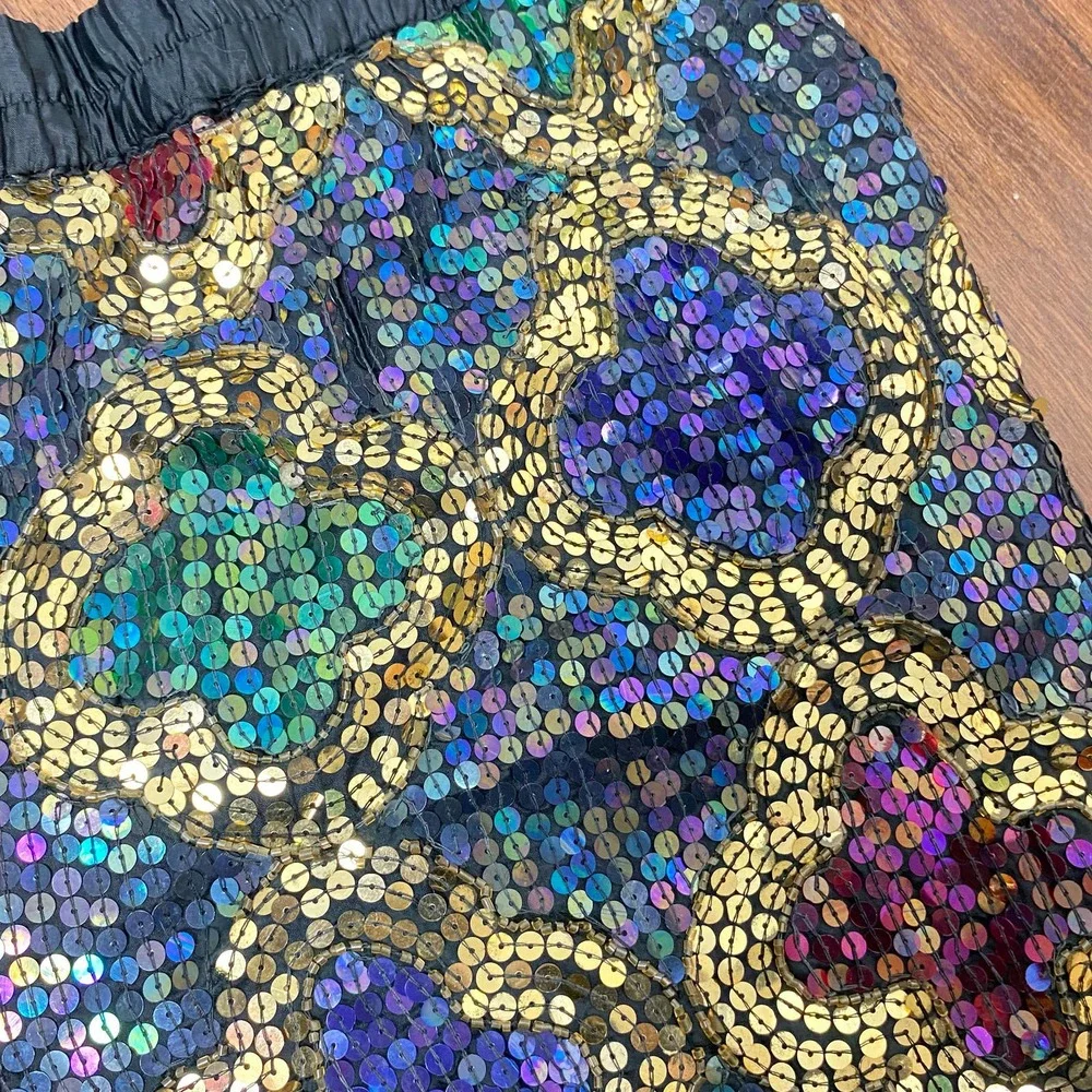Vintage SNF Silk Sequin Shorts Quatrefoil Flower Glitz Glam Black Gold Peacock - Picture 4 of 7